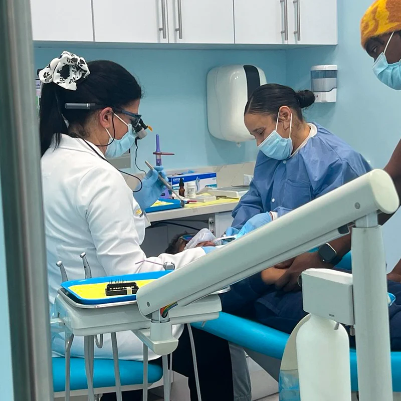 Kids-Dentist-Pembroke-Dr-Roula-Yazaji-Hello-Kids-Dentistry-PembrokePines